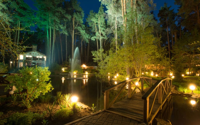 7 Tips to Install Energy Efficient Landscape Lighting