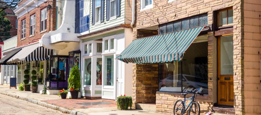 Increase Traffic with Storefront Landscaping